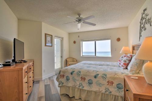 Indian Shores Condo with Pool and Sunset Beach View! - image 2