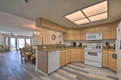 Indian Shores Condo with Pool and Sunset Beach View! - image 3