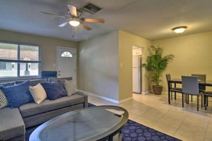 Cozy Indian Rocks Beach Condo- Steps to Beach - image 5