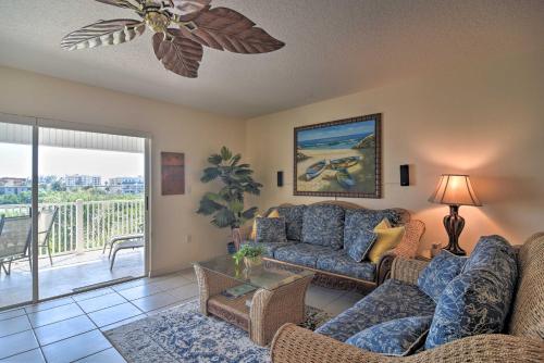 Indian Shores Condo with Balcony Walk to Beaches! - image 3