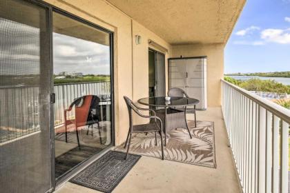 Indian Shores Condo with Balcony and Pool Access! - image 11