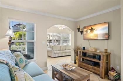 Barefoot Beach E116 1 Bedroom Pool Grill WIFI Sleeps 4 - image 2