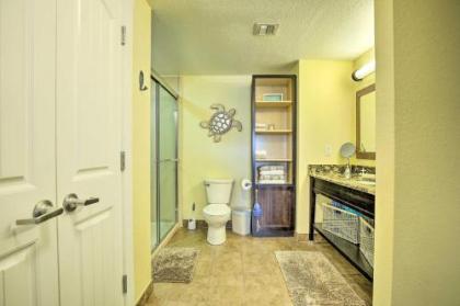 Waterfront Condo with Water Park Walk to Beach - image 4