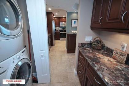 Rose 402 by Florida Lifestyle Vacation Rentals - image 3