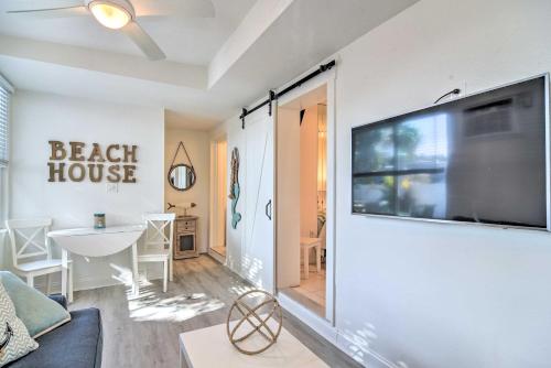 Florida Unit Minutes from Indian Rocks Beach! - main image