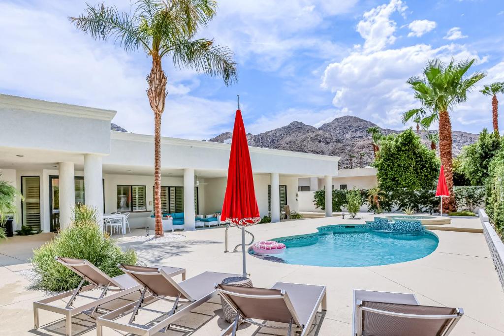 Luxury Estate in Indian Wells Country Club - main image