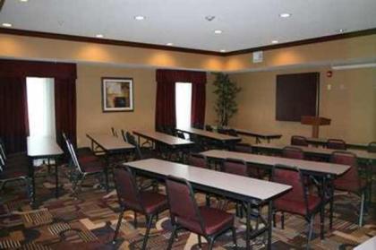 Hampton Inn Indiana - image 11