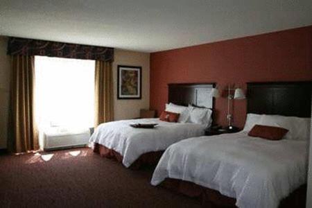 Hampton Inn Indiana - image 2