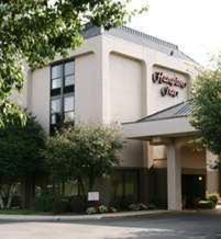 Hampton Inn Indianapolis Northeast/Castleton - image 3