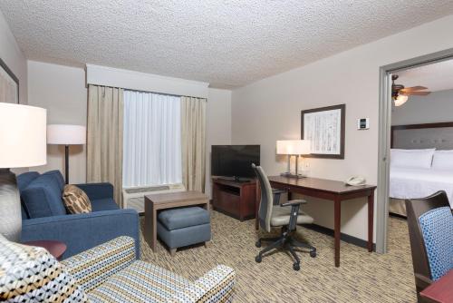 Homewood Suites by Hilton Indianapolis Northwest - image 3