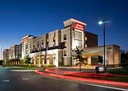 Hampton Inn & Suites Indianapolis-Airport - main image