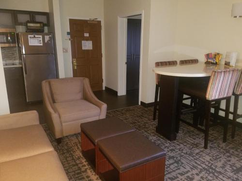 Staybridge Suites Indianapolis-Fishers an IHG Hotel - image 4