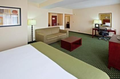 Holiday Inn Express Hotel & Suites Indianapolis - East an IHG Hotel - image 2