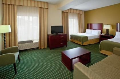 Holiday Inn Express Hotel & Suites Indianapolis - East an IHG Hotel - image 4