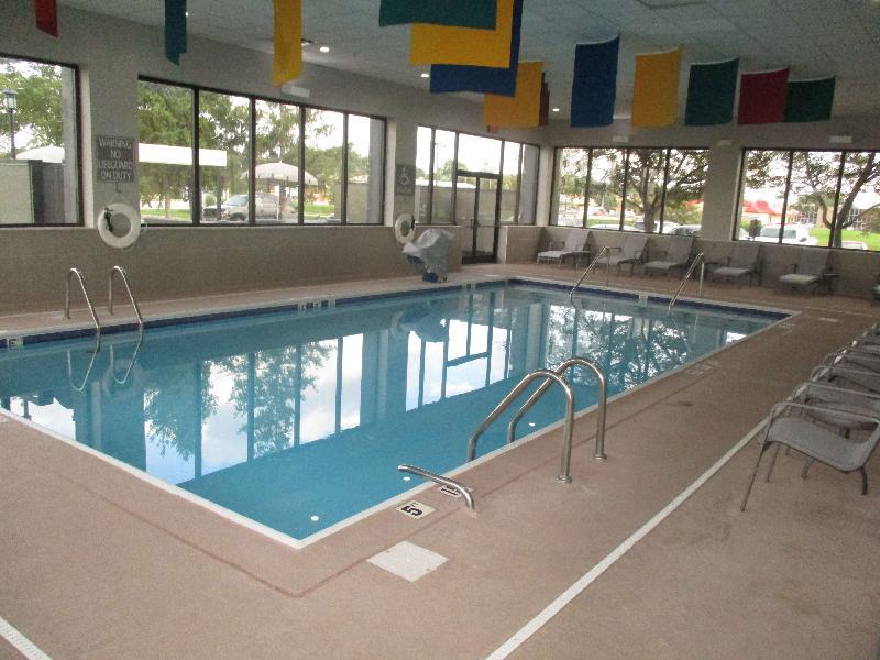 Best Western Plus Indianapolis NW Hotel - image 4