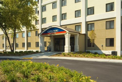 Candlewood Suites Indianapolis Downtown Medical District an IHG Hotel - main image