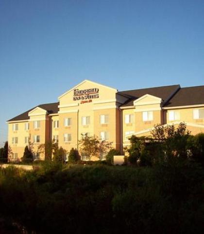 Fairfield Inn  Suites Indianapolis East