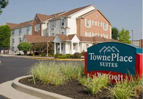 TownePlace Suites Indianapolis Park 100 - main image