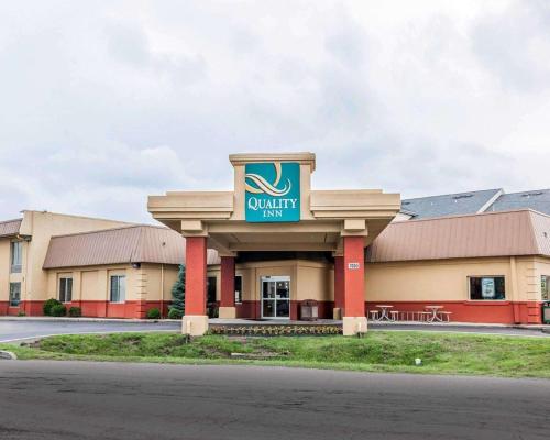 Quality Inn East Indianapolis - main image