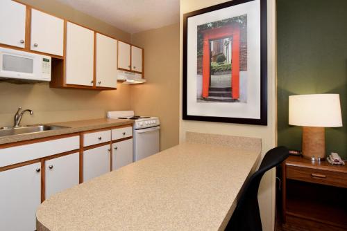 Extended Stay America Suites - Indianapolis - Northwest - College Park - image 3