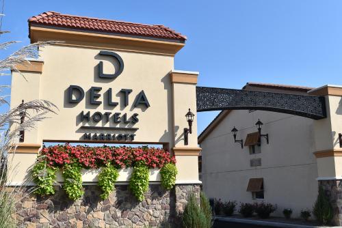 Delta Hotels by Marriott Indianapolis East - main image