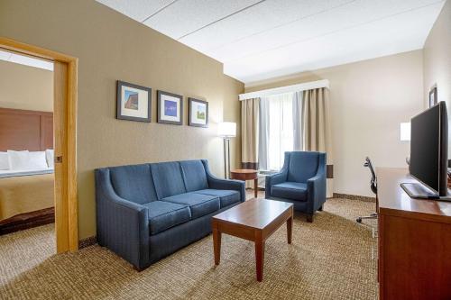 Comfort Inn Indianapolis North - Carmel - image 4