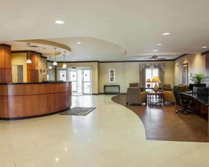 Comfort Suites Southport - image 4