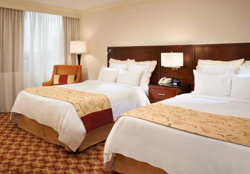 Indianapolis Marriott East - image 2