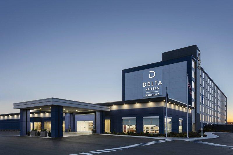 Delta Hotels by Marriott Indianapolis Airport - main image