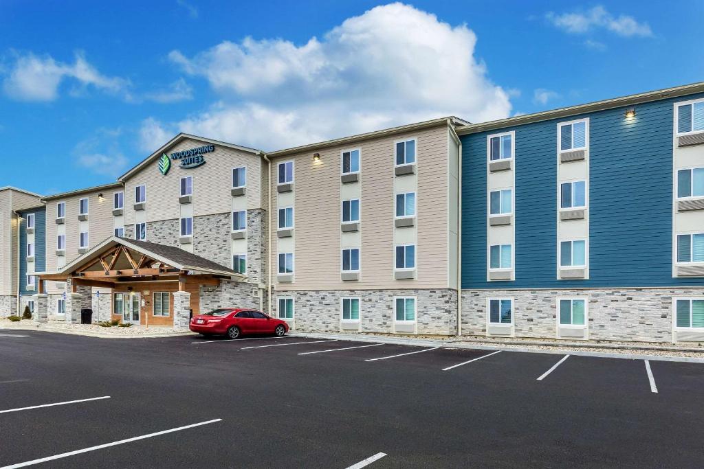 WoodSpring Suites Indianapolis Castleton - image 2