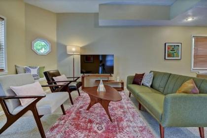 Amazing 3BR Home with WD Patio and Parking - image 7