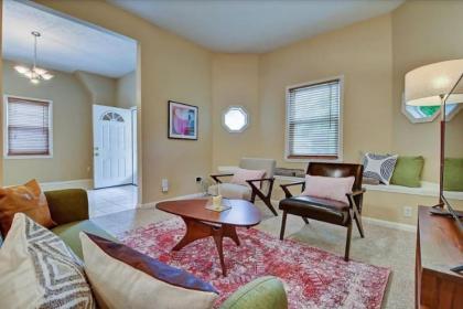 Amazing 3BR Home with WD Patio and Parking - image 8