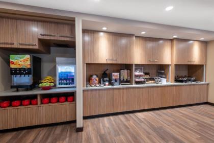 TownePlace Suites by Marriott Indianapolis Airport - image 10