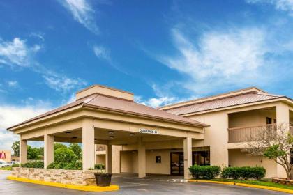 Quality Inn Indianola - image 14