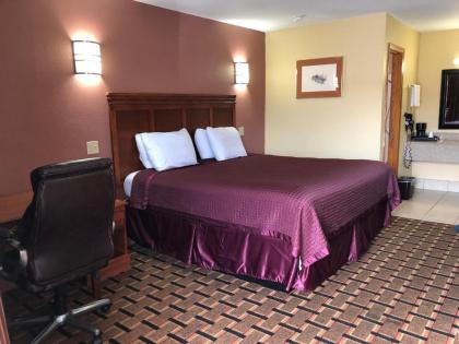 Americas Best Value Inn-Indianola - image 13