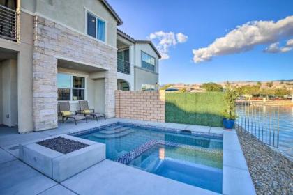 Lavish Lakefront Getaway with Pool and Gas Grill! - image 3