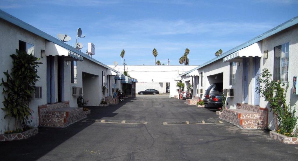 Airport Motel - Inglewood - image 2