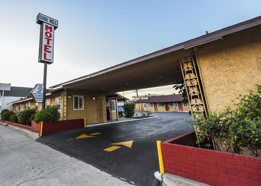 Casa Bell Motel Los Angeles - LAX Airport - image 3