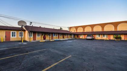 Casa Bell Motel Los Angeles - LAX Airport - image 9