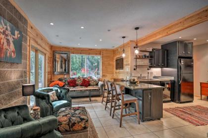 Dog-friendly Home near Crystal Mtn and Outdoor Rec!