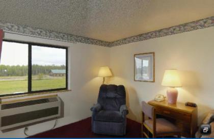 Americas Best Value Inn and Suites International Falls - image 10