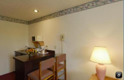 Americas Best Value Inn and Suites International Falls - image 11