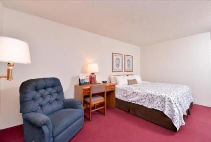 Americas Best Value Inn and Suites International Falls - image 9