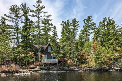 Cozy Stop Island Cabin with Boat Dock and Beach! - image 2