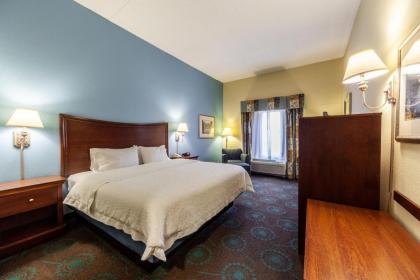 Hampton Inn Inwood - image 10