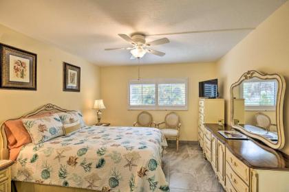 Cheery Condo with Pool Access 2 Miles to Golf! - image 15