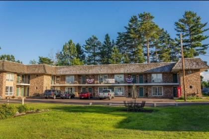 Budget Host Inn Ironwood Michigan