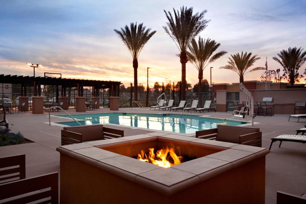 Homewood Suites By Hilton Irvine John Wayne Airport - image 7