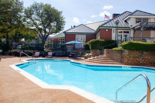 Homewood Suites by Hilton Dallas-Irving-Las Colinas - image 4