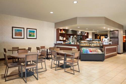 DoubleTree by Hilton DFW Airport North - image 5